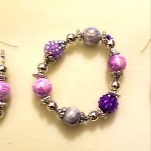 NWT Handcrafted Purple/ Silver Acrylic and Chunky Beads Bracelet / Earrings Set.